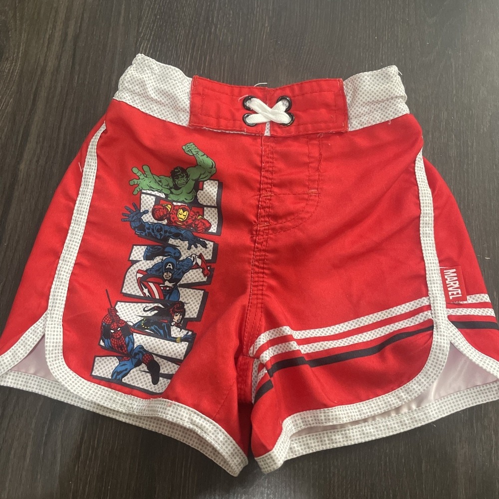 Disney Store Marvel Avengers Boys Elastic Waist Swim Trunks Size‎ 2 Red Logo